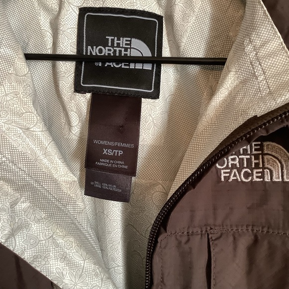 The North Face Brown HyVent DT Raincoat XS - Picture 3 of 5